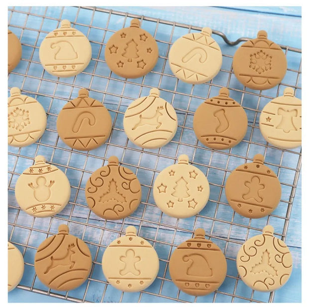 Christmas Cookie Mold Set Creative Baking Tools Holiday Biscuit Cutter Sugar Cookie Shaper DIY Kitchen Accessories for Baking
