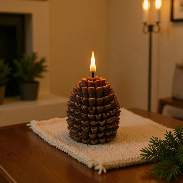 Christmas Pinecone Scented Candle Xmas Holiday Aromatherapy Candle for Festive Table Holder Decoration